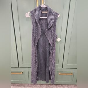 Long Sleeveless Ribbed Vest